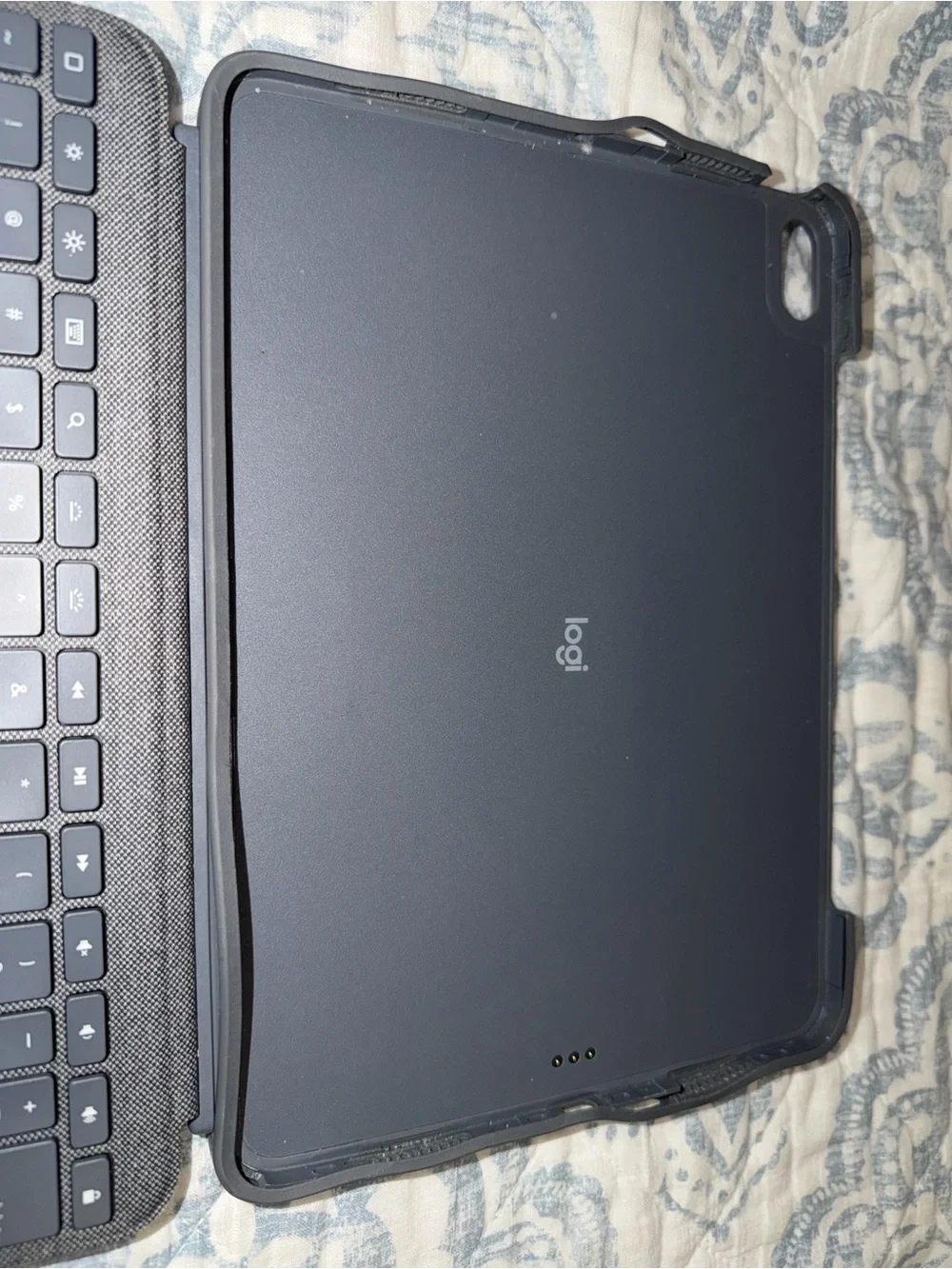 Logitech Folio keyboard for iPad Air